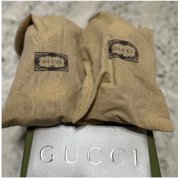Authentic Gucci denim slides - Picture 3 of 4